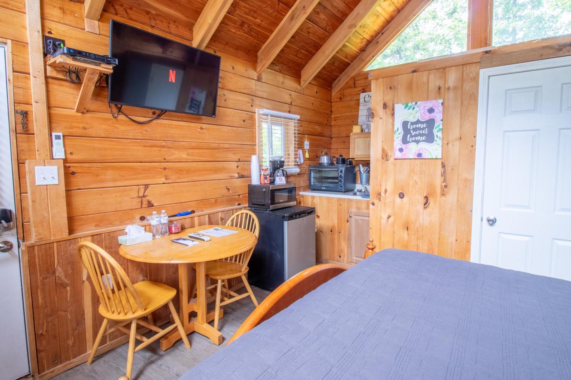 Kozy Haven Log Cabin Rentals Columbia Eksteriør bilde