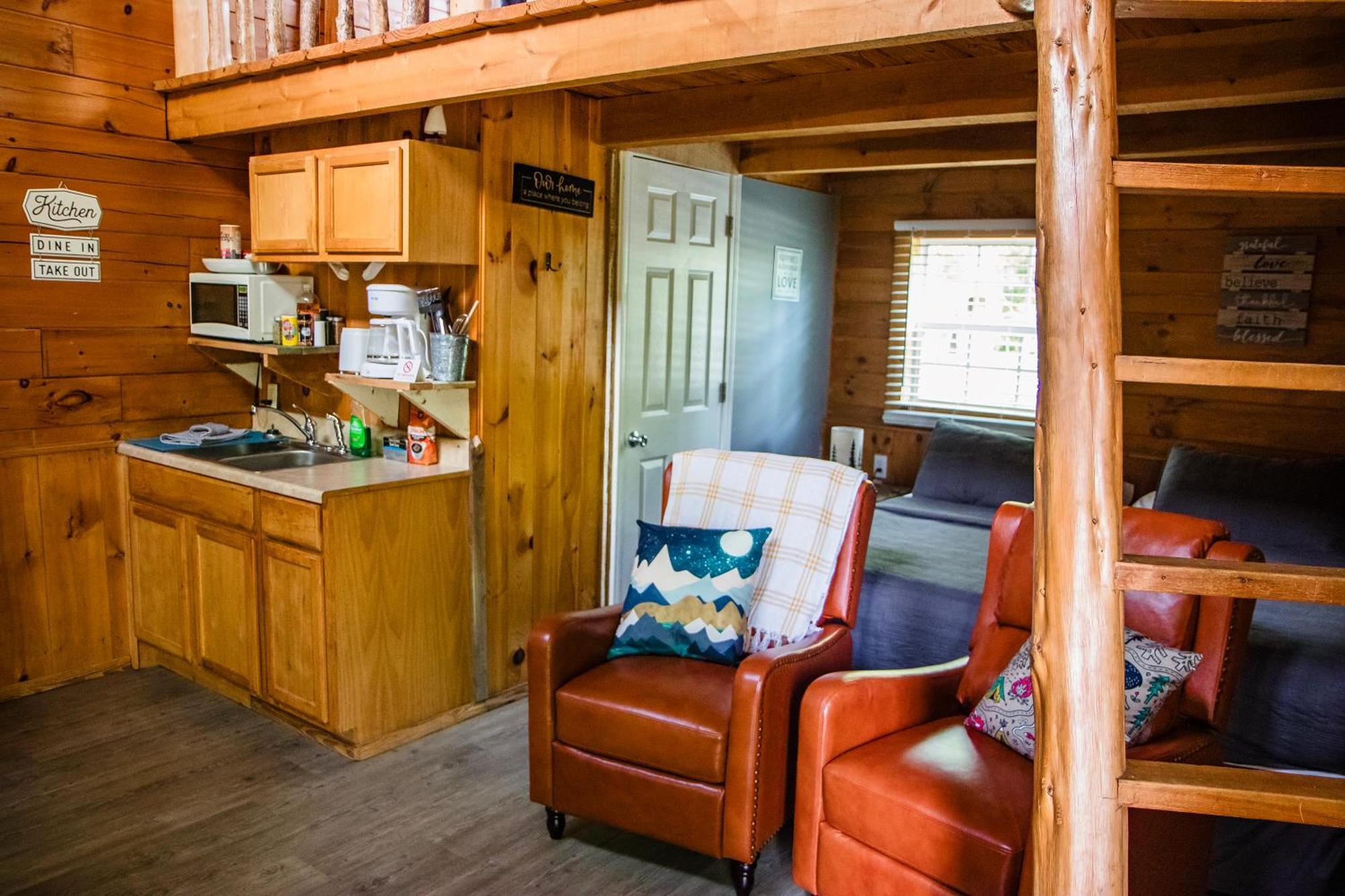 Kozy Haven Log Cabin Rentals Columbia Eksteriør bilde