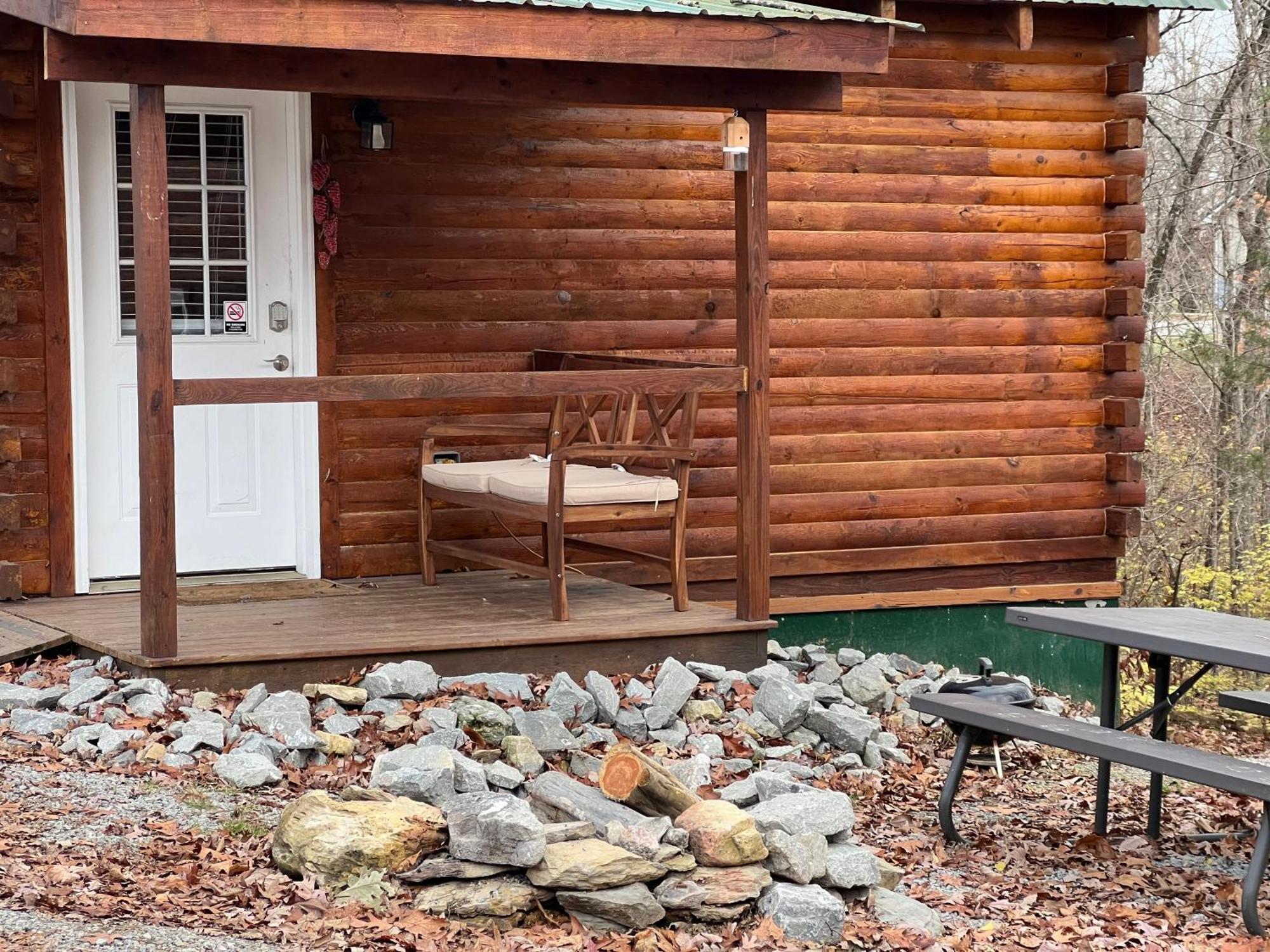 Kozy Haven Log Cabin Rentals Columbia Eksteriør bilde